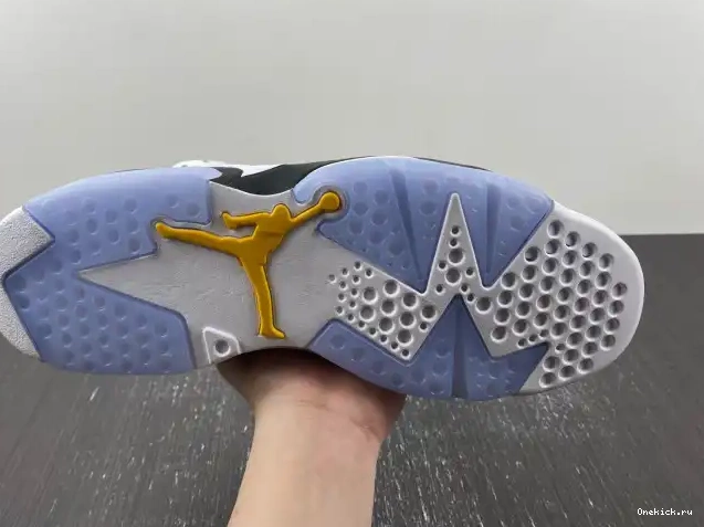 One Kick Ochre CT8529-170 6 Air Jordan Yellow 0526